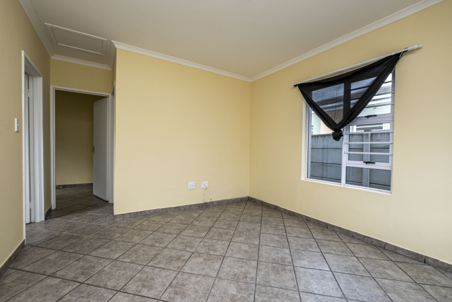 2 Bedroom Property for Sale in Sunset Glen Western Cape